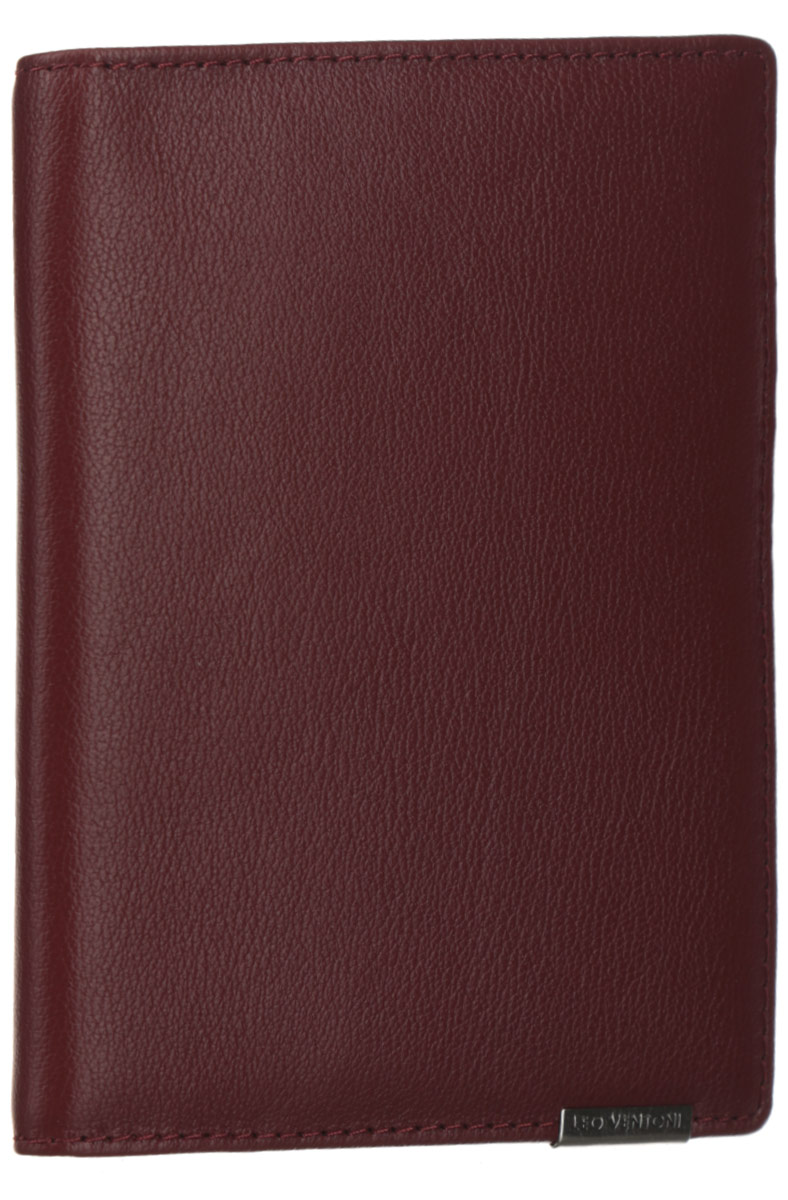 Обложка для документов женская Leo Ventoni, цвет: красно-коричневый. L330959L330959-bordo Обложка для документов женская Leo Ventoni, цвет: красно-коричневый. L330959L330959-bordoСтильная обложка для документов Leo Ventoni выполнена из натуральной кожи с зернистой поверхностью и дополнена металлической пластиной с символикой бренда. Подкладка из полиэстера. Внутри размещены два боковых кармана для паспорта, пять кармашков для кредитных карт или визиток, один боковой карман для мелочей и карман с прозрачным пластиковым окошком. Изделие поставляется в фирменной упаковке. Оригинальная обложка для документов Leo Ventoni станет отличным подарком для человека, ценящего качественные и практичные вещи.