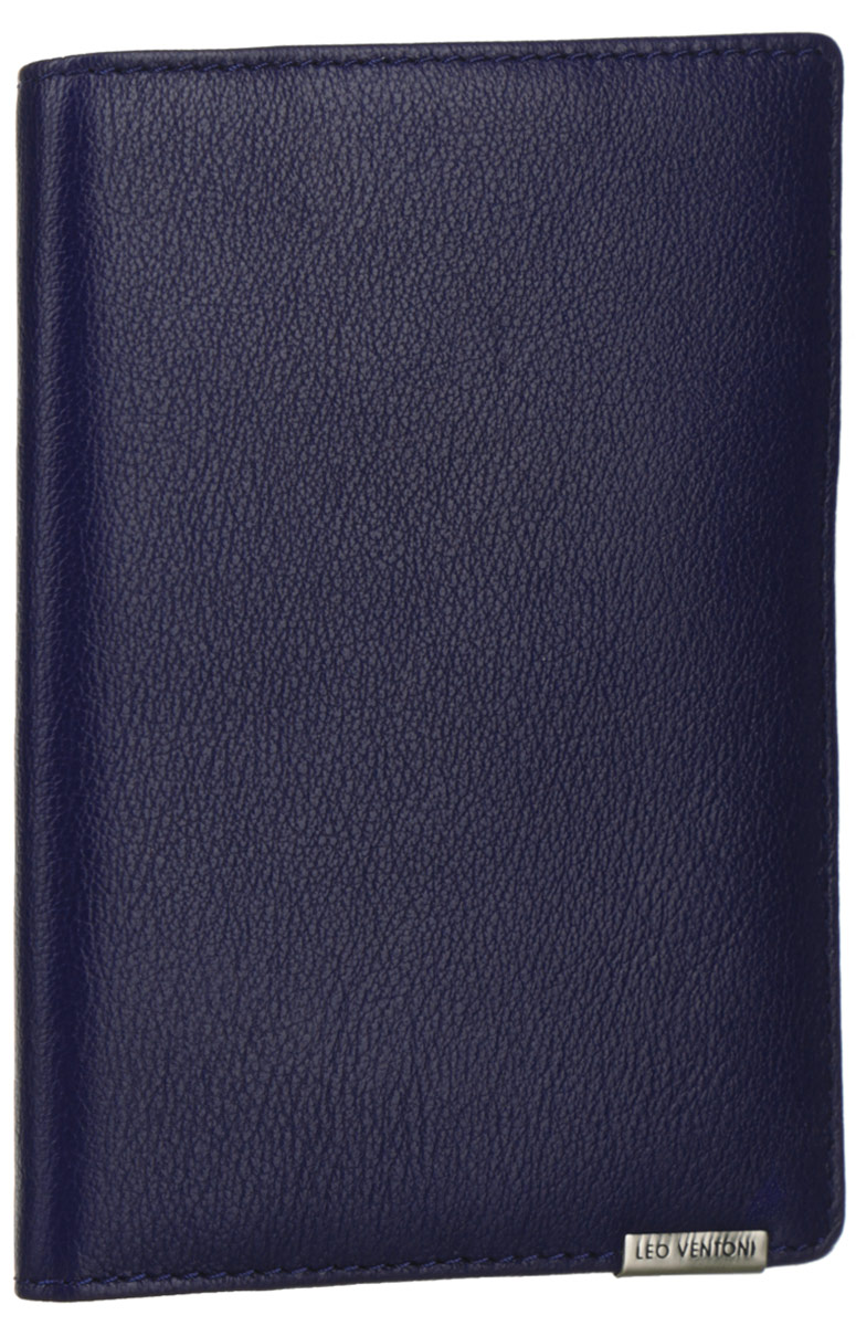 Обложка для документов женская Leo Ventoni, цвет: темно-синий. L330959L330959-blue Обложка для документов женская Leo Ventoni, цвет: темно-синий. L330959L330959-blueСтильная обложка для документов Leo Ventoni выполнена из натуральной кожи с зернистой поверхностью и дополнена металлической пластиной с символикой бренда. Подкладка из полиэстера. Внутри размещены два боковых кармана для паспорта, пять кармашков для кредитных карт или визиток, один боковой карман для мелочей и карман с прозрачным пластиковым окошком. Изделие поставляется в фирменной упаковке. Оригинальная обложка для документов Leo Ventoni станет отличным подарком для человека, ценящего качественные и практичные вещи.