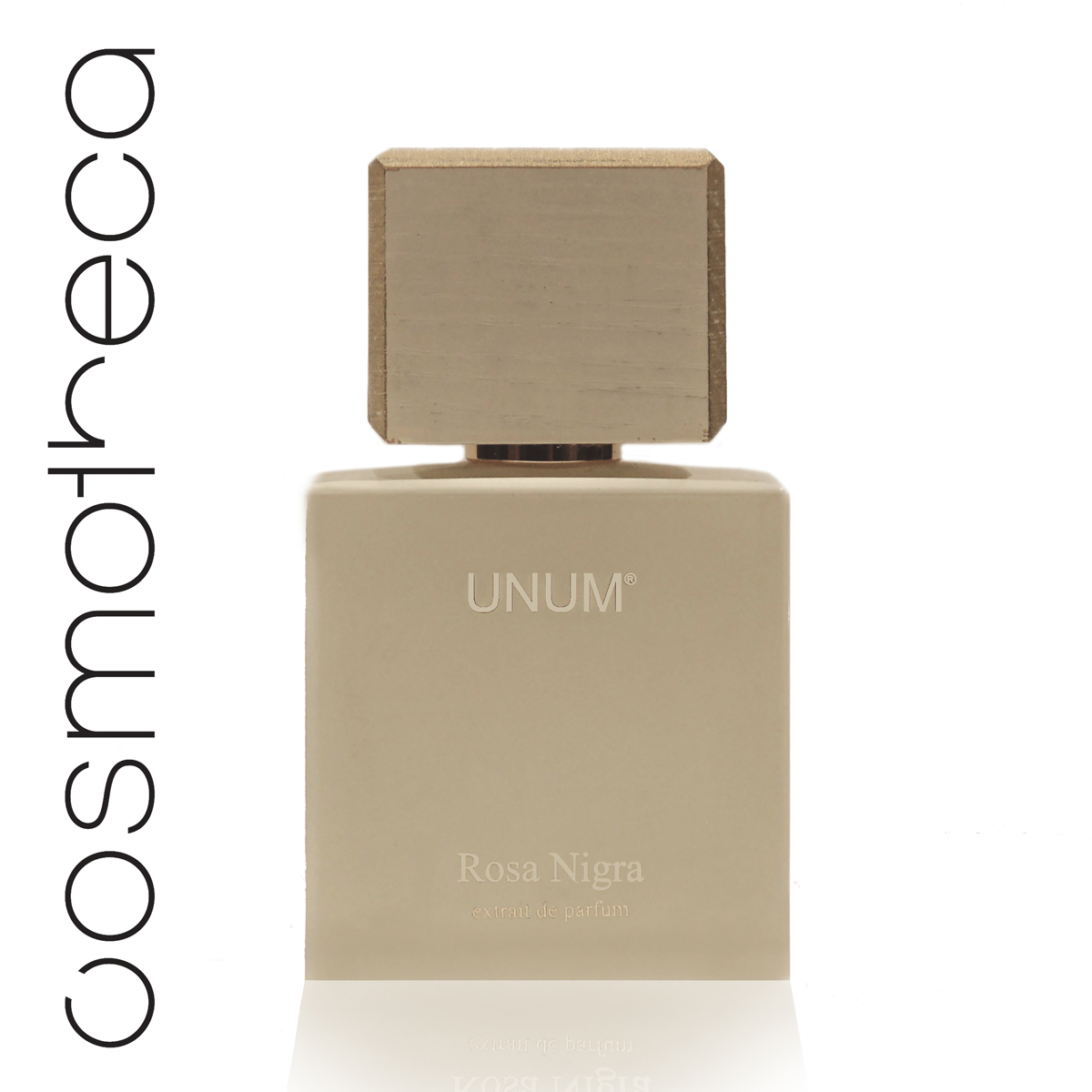 Unum Парфюмерная эссенция ROSA NIGRA, 100 млUNUM03 Unum Парфюмерная эссенция ROSA NIGRA, 100 млUNUM03Мистическая многогранность. Парфюмерный экстракт. 100 мл. Аромат Rosa Nigra напрямую связан с Opus 1144: он посвящен готическим зданиям. База почти сходна с Opus 1144: кашмировое дерево, амбра, мускус и сандал, создающие ощущение благополучия и позволяющие погрузиться в раздумья, открывающие душу, ощутить теплоту и понимание. Сандал - важный элемент, с древности использовавшийся в религиозных обрядах разных цивилизаций. Rosa Nigra создает мистическую гармонию между сладостью цветочных нот и насыщенностью фруктового дерева. В сердце аромата - нежные ноты ириса. Ближе к верхним нотам композиция становится легче и прозрачнее, начинает мягко звучать искрящаяся фрезия - цветок, также использовавшийся при различных ритуалах, и персик, в восточных культурах означающий бессмертие, откуда этот символ переняли многие художники, поэты и музыканты. Символическое значение персика распространяется дальше зоны звучания аромата. Например, в японской культуре персик является средством защиты от...