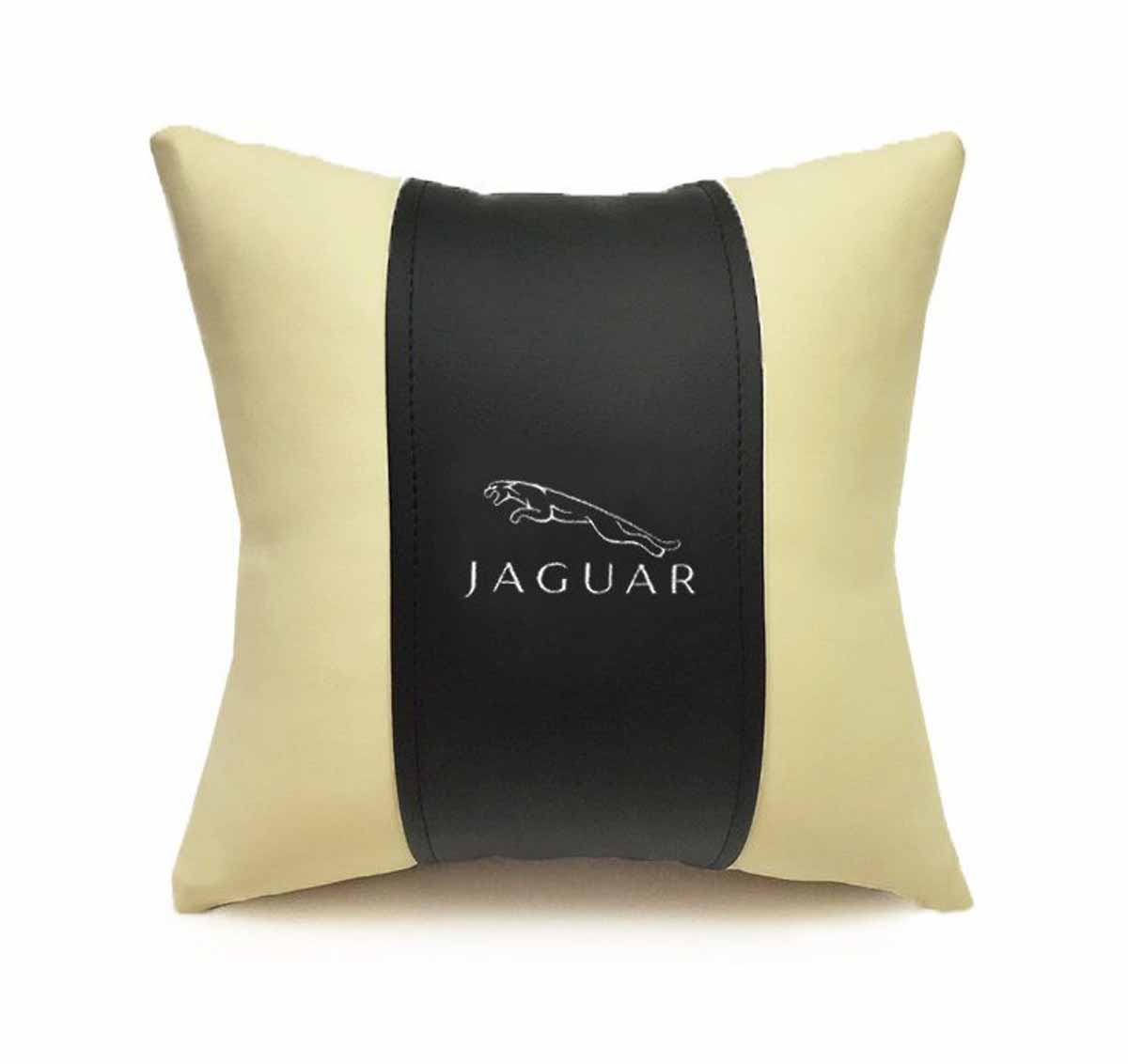 Подушка декоративная Auto premium JAGUAR, цвет: черно-бежевый. 3707237072 Подушка декоративная Auto premium JAGUAR, цвет: черно-бежевый. 3707237072Подушка в машину с вышивкой автологотипа - отличное дополнение для салона Вашего авто. Мягкая подушка изготовлена из матовой экокожи будет удобна пассажиру. К тому же не перестанет радовать Вас своим видом. Оптимальный размер подушки (30х30) не загромождает салон автомобиля.