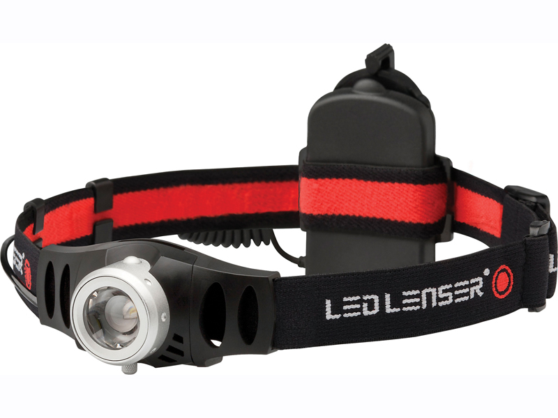 Фонарь LED Lenser H6R, цвет: черный7296-R Фонарь LED Lenser H6R, цвет: черный7296-RНалобный фонарь.Световой поток- 200 лм. Питание - 3 х ААА аккумуляторы, USB кабель. Количество светодиодов - 1. Максимальное время свечения - 40 часов, эффективная дальность свечения луча 120 м,. Система AFS. Система быстрой фукусировки: 2 режима. Плавная регулировка яркости свечения. Вес 132 гр.