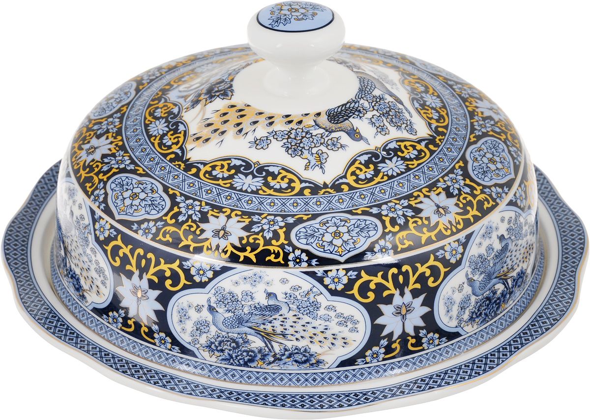 Блинница Elan Gallery Синий павлин, с крышкой, диаметр 24 см740105 Блинница Elan Gallery Синий павлин, с крышкой, диаметр 24 см740105Блинница Elan Gallery Синий павлин, выполненная из керамики, оформлена ярким изображением. Изделие оснащено крышкой и предназначено для сохранения температуры блинов перед подачей на стол. Блинница станет прекрасным украшением праздничного стола и поможет преподнести блины свежими и теплыми во время трапезы. Не использовать в микроволновой печи. Диаметр тарелки: 24 см. Высота блинницы (с учетом крышки): 13 см.