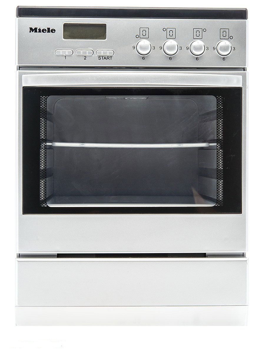 Klein Игрушечная газовая плита Miele9490 Klein Игрушечная газовая плита Miele9490Игрушечная газовая плита Klein Miele - незаменимый аксессуар среди техники на детской кухне. Игрушку можно использовать с трехлетнего возраста девочки, плита работает от батареек. Игрушечная плита оснащена конфорками и духовкой, она выглядит совсем как настоящая. При включении загорается свет и раздаются звуки приготовления пищи. Предусмотрен таймер отключения и звуковой сигнал окончания готовки. Порадуйте вашу маленькую хозяйку таким замечательным подарком! Необходимо купить 3 батарейки типа C (не входят в комплект).