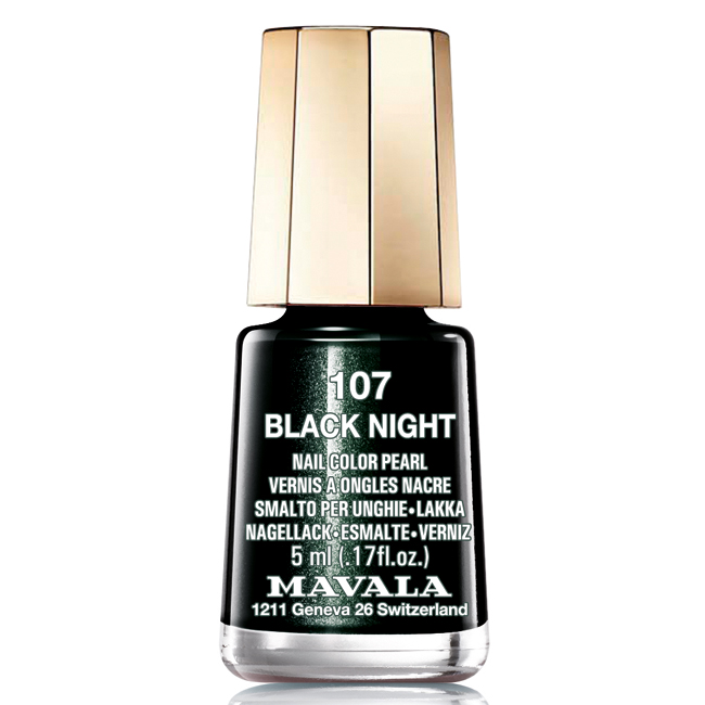 Mavala Лак для ногтей Черная ночь/Black Night , Тон 107, 5 мл08-1450 Mavala Лак для ногтей Черная ночь/Black Night , Тон 107, 5 мл08-1450Лаки для ногтей Mavala представлены классическими и ультрамодными оттенками. Они пропускают воздух даже через 3-4 слоя, давая возможность ногтям дышать. Специально разработанный состав лаков позволяет им оставаться свежими и насыщенными долгое время. Лаки не содержат толуол, формальдегид, камфору, дибутил фталат, канифоль и добавленный никель.