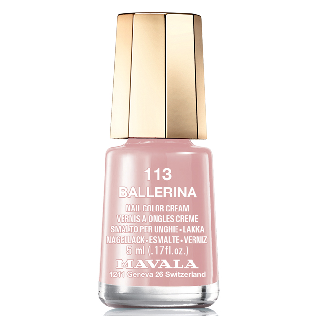 Mavala Лак для ногтей Балерина/Ballerina, Тон 113, 5 мл08-1459 Mavala Лак для ногтей Балерина/Ballerina, Тон 113, 5 мл08-1459Лаки для ногтей Mavala представлены классическими и ультрамодными оттенками. Они пропускают воздух даже через 3-4 слоя, давая возможность ногтям дышать. Специально разработанный состав лаков позволяет им оставаться свежими и насыщенными долгое время. Лаки не содержат толуол, формальдегид, камфору, дибутил фталат, канифоль и добавленный никель.