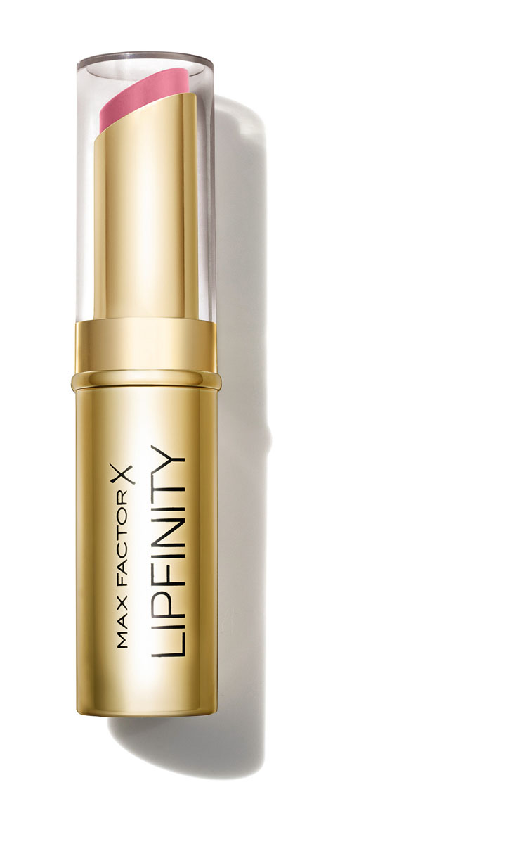 Max Factor Губная Помада Устойчивая Lipfinity Longlasting Тон evermore lush 60 7,3 мл81511399 Max Factor Губная Помада Устойчивая Lipfinity Longlasting Тон evermore lush 60 7,3 мл81511399Max Factor представляет устойчивую помаду lipfinity long lasting lipstick, которая делает губы потрясающе мягкими и дарит соблазнительно сочный оттенок на весь день. Стойкая формула гарантирует роскошный насыщенный оттенок на целых 8 часов, а ухаживающие компоненты питают и увлажняют кожу. Основные ингредиенты: масло ши, питательное вещество, которое столетиями используется для защиты и восстановления кожи, антиоксидант и природный увлажнитель, по принципу действия схожий с липидами, которые вырабатываются нашей кожей, натуральное вещество, полученное из овечьей шерсти, ценится за особые увлажняющие способности и водостойкость.
