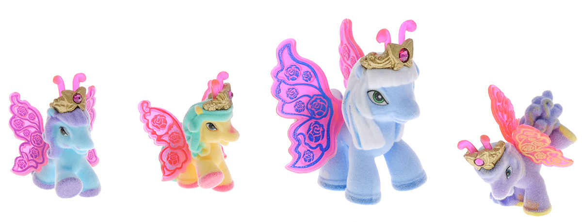Filly Dracco Набор мини-фигурок Волшебная семья SaraSara/astM770028-3240 (UT20580) Filly Dracco Набор мини-фигурок Волшебная семья SaraSara/astM770028-3240 (UT20580)Набор мини-фигурок Filly Dracco Волшебная семья Sara придется по вкусу вашей дочурке, ведь все девочки обожают волшебных лошадок Filly! У волшебных лошадок тоже есть своя семья! Мама-бабочка воспитывает трех хулиганов в прекрасном саду посреди волшебного леса Папиллия. В наборе с лошадками четыре карточки и буклет коллекционера. У лошадок есть красочные крылья, украшенные фамильным гербом их семьи. Каждая лошадка имеет бархатное покрытие и доброжелательное улыбчивое личико. Все детали фигурок расписаны с любовью и реалистичностью. Помимо крылышек бабочки от обычных лошадок Филли отличаются также усиками и короной. При помощи ярких усиков персонажи волшебного леса общаются между собой. Короны же украшены кристаллами Swarowski. Вы можете собрать всю коллекцию и разыграть сцены из жизни красавиц бабочек! Ваша дочурка с удовольствием будет играть с набором и устраивать настоящие волшебные приключения в мире Filly Butterfly!