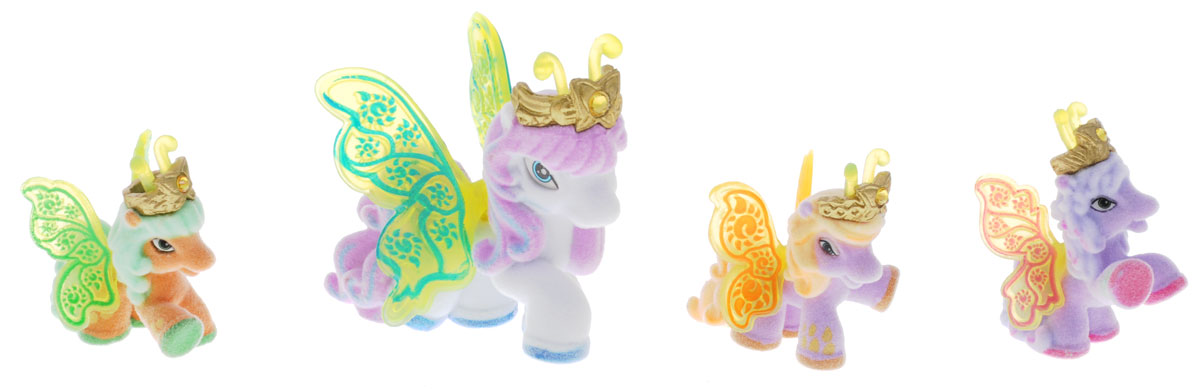Filly Dracco Набор мини-фигурок Волшебная семья SummerSummer/astM770028-3240 (UT20580) Filly Dracco Набор мини-фигурок Волшебная семья SummerSummer/astM770028-3240 (UT20580)Набор мини-фигурок Filly Dracco Волшебная семья Summer понравится всем юным любительницам лошадок Filly! У волшебных лошадок тоже есть своя семья! Мама-бабочка воспитывает трех хулиганов в прекрасном саду посреди волшебного леса Папиллия. В наборе с лошадками четыре карточки и буклет коллекционера. У лошадок есть красочные крылья, украшенные фамильным гербом их семьи. Каждая лошадка имеет бархатное покрытие и доброжелательное улыбчивое личико. Все детали фигурок расписаны с любовью и реалистичностью. Помимо крылышек бабочки от обычных лошадок Филли отличаются также усиками и короной. При помощи ярких усиков персонажи волшебного леса общаются между собой. Короны украшены кристаллами Swarowski. Вы можете собрать всю коллекцию и разыграть сцены из жизни красавиц бабочек! Ваша дочурка с удовольствием будет играть с набором и устраивать настоящие волшебные приключения в мире Filly Butterfly!