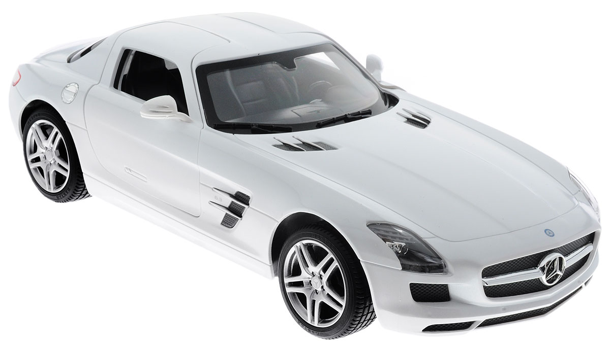 Rastar Радиоуправляемая модель Mercedes-Benz SLS AMG цвет белый47600_белый Rastar Радиоуправляемая модель Mercedes-Benz SLS AMG цвет белый47600_белыйРадиоуправляемая модель Rastar Mercedes-Benz SLS AMG предназначена для тех, кто любит роскошь и высокие скорости. Благодаря броской внешности, а также великолепной точности, с которой создатели этой модели масштабом 1:14 передали внешний вид настоящего автомобиля, модель станет подлинным украшением любой коллекции авто. Управление авто происходит с помощью пульта. Машина двигается вперед и назад, поворачивает направо, налево и останавливается. Пульт управления работает на частоте 40 MHz. Дверцы машины открываются, шины обеспечивают отличное сцепление с любой поверхностью пола. Имеются световые эффекты. Радиоуправляемые игрушки способствуют развитию координации движений, моторики и ловкости. Ваш ребенок часами будет играть с моделью, придумывая различные истории и устраивая соревнования. Порадуйте его таким замечательным подарком! Модель автомобиля Rastar Mercedes-Benz SLS AMG обязательно понравится вашему ребенку и станет достойным экспонатом...