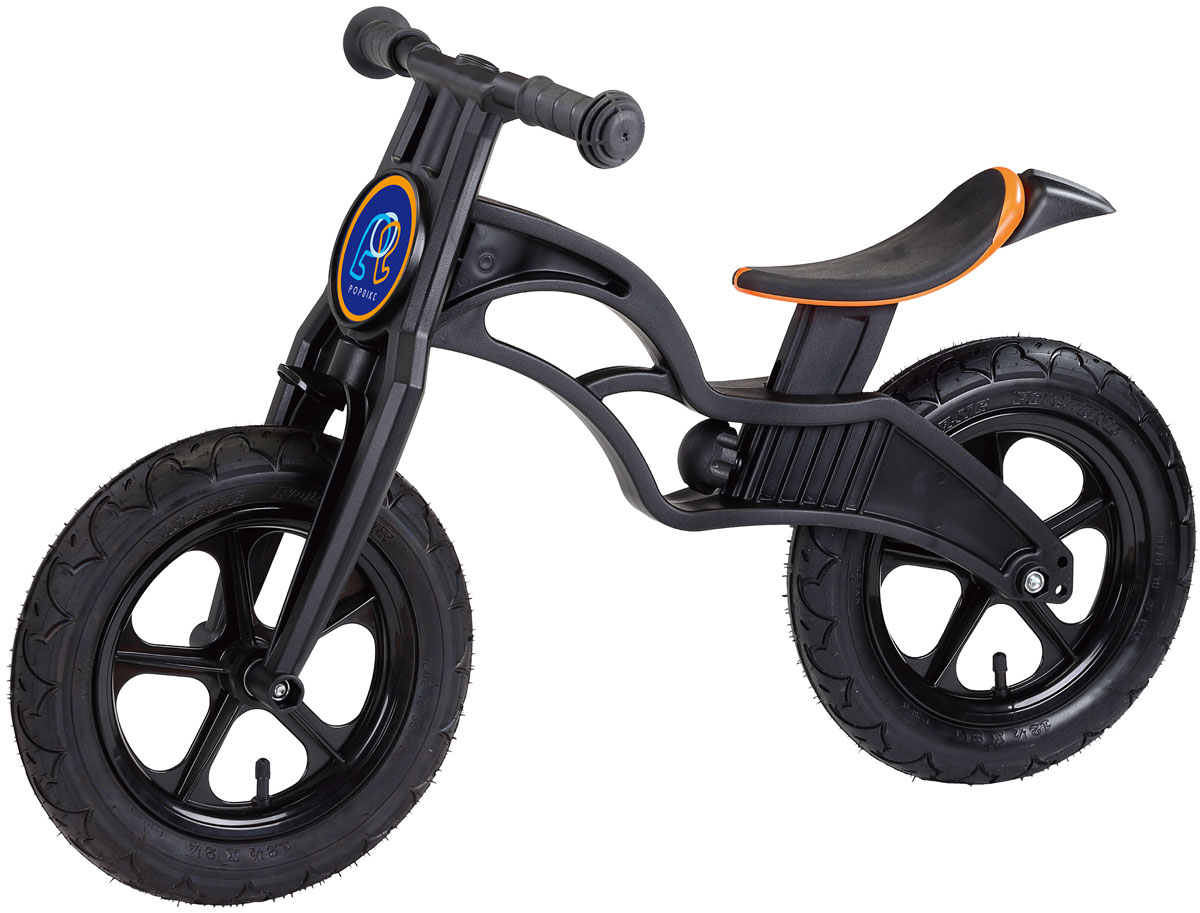 Pop Bike Детский беговел Flash с надувными колесами цвет черныйSM-300-2-BLACK Pop Bike Детский беговел Flash с надувными колесами цвет черныйSM-300-2-BLACKДетский беговел Pop Bike Flash c надувными колесами ОСОБЕННОСТИ: - Сверхлёгкая рама и вилка из композитного материала (прорезиненная мягкая пластмасса soft-touch). Рама изготовлена по специальной технологии, благодаря чему она прочнее аналогов на 30%. Ребёнок может сам переносить свой беговел. - Прорезиненное комфортное сиденье с лёгкой регулировкой по высоте (для детей ростом от 85см, на возраст от 2 лет). - Мягкие комфортные грипсы с защитными бар-эндами. - Переднее и заднее мини-крылья в комплекте. - Надувные колеса размером 12”. - Простая и быстрая сборка. Все необходимые ключи в комплекте. - Большой выбор аксессуаров. - Удобная и компактная упаковка.