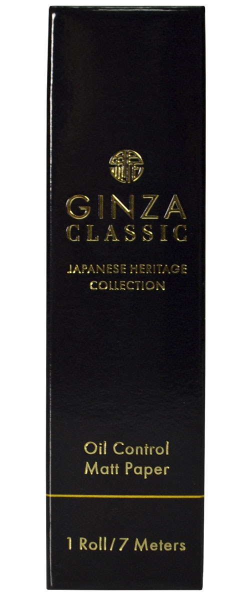 JAPONICA GINZA CLASSIC Салфетки матирующие, длина рулона – 7 метров16788 JAPONICA GINZA CLASSIC Салфетки матирующие, длина рулона – 7 метров16788Идеальный тон лица – мечта каждой девушки. Многие недовольны состоянием своей кожи, и одной из главных проблем является чрезмерная секреция сальных желез, из-за чего кожа приобретает неприятный блеск и становится жирной. Есть различные способы в решении проблемы жирного блеска, но самым простым и удобным средством являются матирующие салфетки. JAPONICA представляет матирующие салфетки GINZA CLASSIC, которые избавляют кожу от жирного блеска, не повреждая макияж, скорее улучшая его, придавая коже ощущение свежести и матовый тон. Салфетки не содержат пудры, а значит не забивают поры и не создают эффект маски на лице. Помимо полезных качеств для кожи, салфетки находятся в удобной компактной упаковке, которую запросто можно брать с собой, а рулонная форма позволяет использовать салфетки экономно. Длина рулона – 7 метров, которого хватает более чем на 100 применений. Способ применения: оторвать необходимое количество салфетки и приложить к блестящим поверхностям кожи....