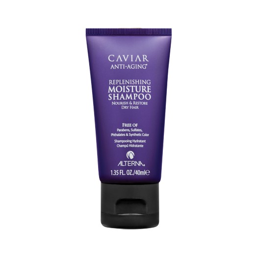 Alterna Увлажняющий шампунь c морским шелком Caviar Anti-Aging Replenishing Moisture Shampoo - 40 мл60218 Alterna Увлажняющий шампунь c морским шелком Caviar Anti-Aging Replenishing Moisture Shampoo - 40 мл60218Увлажняющий шампунь Alterna Caviar Anti-Aging Replenishing Volume благодаря уникальным комплексам на основе черной икры и морских водорослей, защищает цвет волос от выгорания и препятствует процессам старения. Энзимы, которые содержатся в шампуне, дробят макроэлементы средства и позволяют им быстрее проникать в структуру волоса, обеспечивая мгновенный результат. Результат: После применения шампуня волосы становятся сильными, гладкими, красивыми и блестящими.