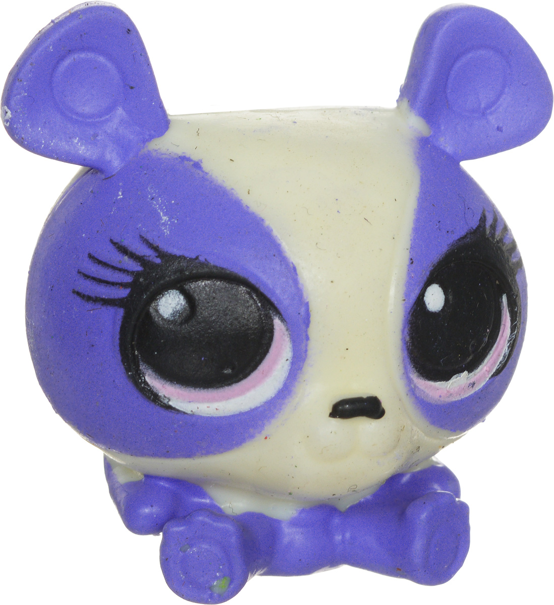 Littlest Pet Shop Фигурка-мялка цвет фиолетовый белый1134405_фиолетовый, белый Littlest Pet Shop Фигурка-мялка цвет фиолетовый белый1134405_фиолетовый, белыйФигурка-мялка Littlest Pet Shop непременно понравится вашему ребенку! Фигурка выполнена в виде забавной зверушки - героя мультфильма Littlest Pet Shop. Игрушка выполнена из безопасного полимерного материала, благодаря чему ее можно сжимать, крутить, кидать - а она всегда будет возвращаться в первоначальный вид. Фигурка-мялка Littlest Pet Shop способствует развитию мелкой моторики пальцев рук, развивает творческое мышление, укрепляет кистевые мышцы рук, создает позитивный эмоциональный фон и является замечательной антистрессовой игрушкой. Порадуйте свое чадо таким замечательным подарком!