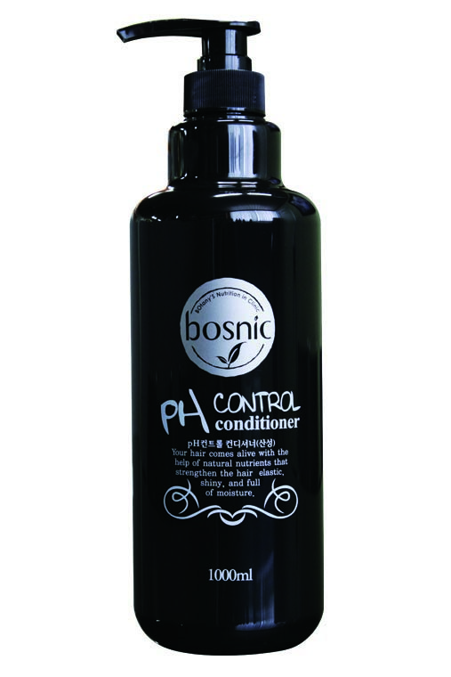 Bosnic КОНДИЦИОНЕР pH CONTROL для укрепления, 1 л30473 Bosnic КОНДИЦИОНЕР pH CONTROL для укрепления, 1 л30473Мягкий кислотный кондиционер укрепляет уставшие волосы, делает их гладкими и сильными. Входящие в его состав молекулы активных веществ адсорбируются волосами, обеспечивая слабокислый уровень pH, характерный для здоровых волос