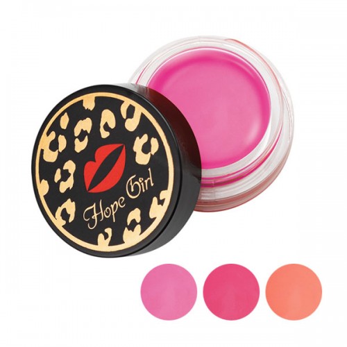 Tinted Lip Balm Black Label Сочный тинт-бальзам для губ Hope Girl,5 гhp06t1 Tinted Lip Balm Black Label Сочный тинт-бальзам для губ Hope Girl,5 гhp06t1Оттеночный бальзам-тинт с насыщенными фруктовыми ароматами. для придания сочного стойкого цвета губам. В течение долгого времени подчеркивает естественный блеск губ. Заботится о нежной коже губ, увлажняя ее и делая более упругой, благодаря витаминному комплексу, входящему в состав.
