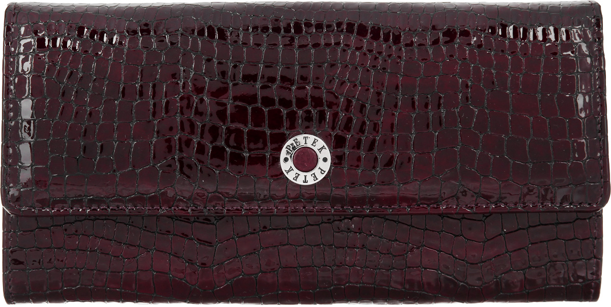 Портмоне женское Petek 1855, цвет: бордовый. 440.091.03440.091.03 Burgundy Портмоне женское Petek 1855, цвет: бордовый. 440.091.03440.091.03 BurgundyЭлегантное женское портмоне Petek 1855 выполнено из натуральной кожи с лаковым покрытием и фактурным тиснением под кожу рептилии. Оформлено портмоне металлической фурнитурой с символикой бренда. Изделие закрывается клапаном на кнопку, внутри содержит: три отделения для купюр, два кармашка для мелких документов, двенадцать карманов для кредитных карт и отделение для монет, закрывающееся на застежку-молнию. Снаружи, на задней стороне изделия, расположены: вместительный открытый кармашек и врезной карман на молнии. Изделие упаковано в коробку из плотного картона с логотипом фирмы. Это очаровательное портмоне непременно подойдет к вашему образу, порадует стилем и функциональностью.
