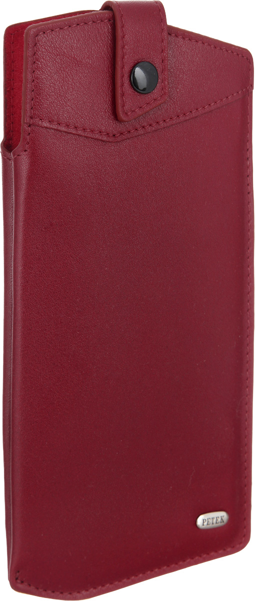 Футляр для очков Petek 1855, цвет: красный. 631.4000.10631.4000.10 Red Футляр для очков Petek 1855, цвет: красный. 631.4000.10631.4000.10 RedСтильный футляр для очков Petek 1855 изготовлен из натуральной кожи с гладкой фактурой. Лицевая сторона изделия оформлена небольшой металлической пластиной с гравировкой в виде названия бренда. Изделие закрывается хлястиком на кнопку, внутренняя поверхность изделия выполнена из бархатистой ткани, что позволит защитить очки от механических повреждений. Футляр упакован в коробку из плотного картона с логотипом фирмы. Практичный аксессуар прекрасно дополнит ваш образ.