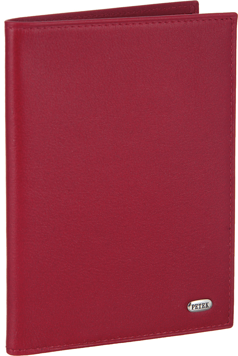 Обложка для паспорта женская Petek 1855, цвет: красный. 651.4000.10651.4000.10 Red Обложка для паспорта женская Petek 1855, цвет: красный. 651.4000.10651.4000.10 RedСтильная обложка для паспорта Petek изготовлена из натуральной кожи с гладкой фактурой. Лицевая сторона изделия оформлена небольшой металлической пластиной с гравировкой в виде названия бренда. Внутри изделия расположены: отделение для паспорта, сетчатый карман, три кармашка для пластиковых карт, один из которых сетчатый, и карман для мелких документов. Изделие поставляется в фирменной упаковке. Обложка для паспорта поможет сохранить внешний вид ваших документов и защитить их от повреждений, а также станет стильным аксессуаром.