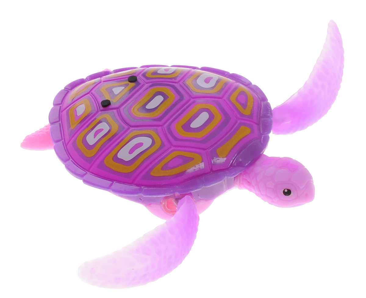 Robofish Интерактивная игрушка РобоЧерепашка цвет розовый25157E Robofish Интерактивная игрушка РобоЧерепашка цвет розовый25157EИнтерактивная игрушка Robofish РобоЧерепашка активируется при погружении в воду, шевелит ластами и плывет как настоящая водоплавающая черепаха. Черепашка может ползать по суше, пока внутри игрушки сохраняется влага. Для включения РобоЧерепашки просто опустите ее в воду, а для выключения - извлеките ее из воды и протрите мягкой чистой тканью. В целях экономии энергии игрушка автоматически отключается через 4 минуты. Для повторного включения извлеките ее из воды на 5 секунд, стряхните лишнюю воду и опустите обратно. Интерактивная игрушка Robofish РобоЧерепашка работает от двух батареек типа LR44 (2 уже в игрушке, 2 запасные входят в комплект).