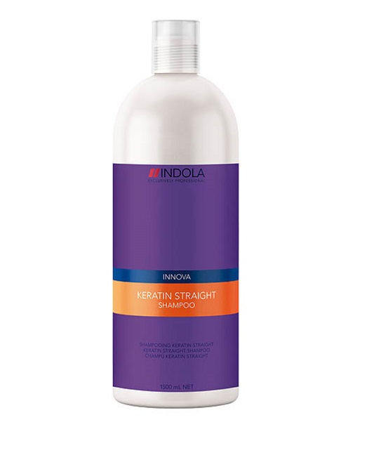 Indola Кератиновое выпрямление шампунь Keratin Straight Shampoo – 1500 мл1613480/176414 СТИК Indola Кератиновое выпрямление шампунь Keratin Straight Shampoo – 1500 мл1613480/176414 СТИКIndola Innova Keratin Straight - Шампунь для выпрямления волос Данный очищающий шампунь необходимо использовать как 1 из 5 шагов процедуры керативного выпрямления волос. Благодаря новой формуле, содержащией Кератин-полиер, волосы покрываются защитной оболочкой, которая помогает их выпрямить и не дает завиться. При применении всего комплекса кератинового выпрямления волос из 5 шагов: Шампунь, Кондиционер, Бальзам, Маска, Масло Indola Вам обеспечены гладкие, прямые волосы, которые будут выглядеть идеально до 2 суток!