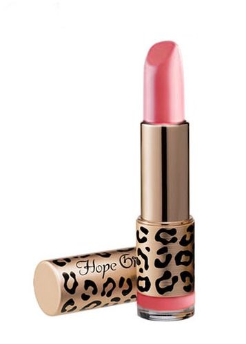 Milky Balm Lipstick Молочный бальзам, 4,5 гhp04BG601 Milky Balm Lipstick Молочный бальзам, 4,5 гhp04BG601Губная помада с молочными оттенками и мягкой, гладкой текстурой. Содержит масло ши, гидро полимер, витамин Е. Поддерживает оптимальное увлажнение, придает коже упругость. Предотвращает шелушения и создает защитный барьер от агрессивных условий окружающей среды. Имеет мягкий цветочный аромат.