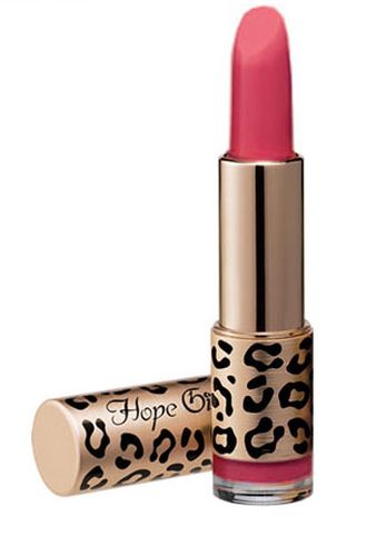 Milky Balm Lipstick Молочный бальзам, 4,5 гhp04PK205 Milky Balm Lipstick Молочный бальзам, 4,5 гhp04PK205Губная помада с молочными оттенками и мягкой, гладкой текстурой. Содержит масло ши, гидро полимер, витамин Е. Поддерживает оптимальное увлажнение, придает коже упругость. Предотвращает шелушения и создает защитный барьер от агрессивных условий окружающей среды. Имеет мягкий цветочный аромат.