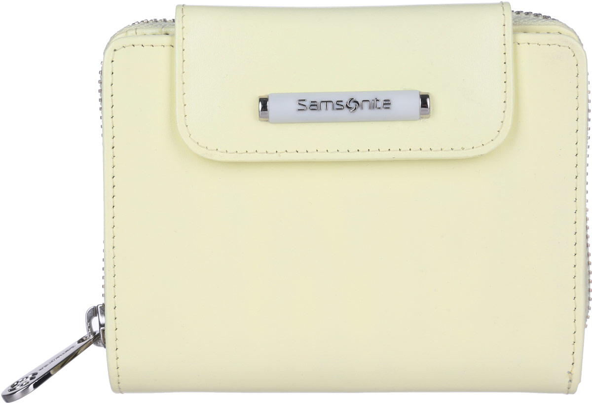 Кошелек женский Samsonite, цвет: светло-желтый. 71V*6630871V*66308 Кошелек женский Samsonite, цвет: светло-желтый. 71V*6630871V*66308Стильный женский кошелек Samsonite выполнен из натуральной кожи. Изделие состоит из двух отделений. Одно из отделений закрывается на клапан с застежками-кнопками, оформленный декоративным элементом с названием бренда. Внутри содержатся отделение для купюр, восемь кармашков для визиток и пластиковых карт, и шесть боковых карманов. Второе отделение, закрывающееся на застежку-молнию, разделено пополам карманом-средником на застежке-молнии. Внутри содержатся четыре кармашка. Изделие упаковано в фирменную коробку. Кошелек станет отличным подарком человеку, ценящему практичные и стильные вещи, а качество его исполнения представит такой подарок в самом выгодном свете.