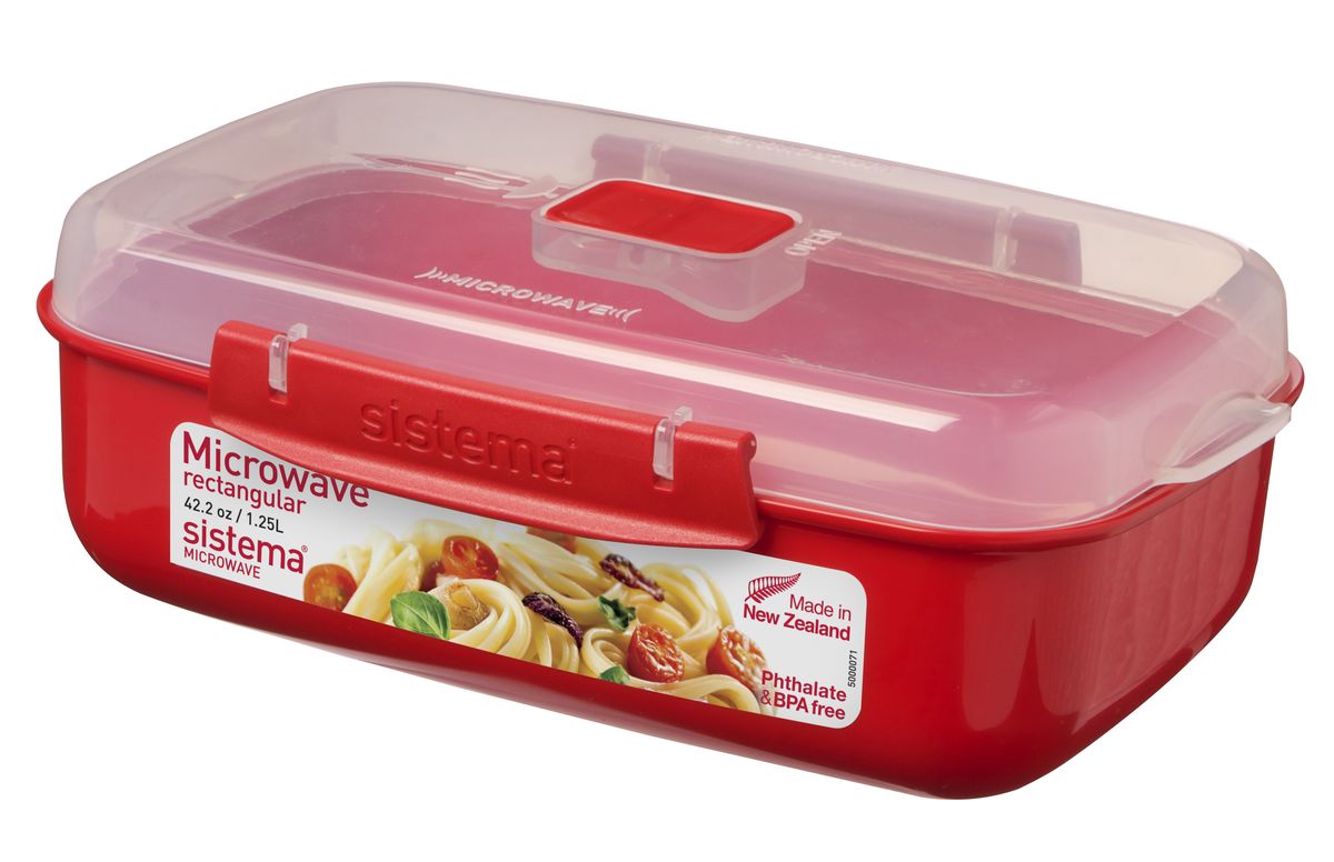 Контейнер прямоугольный Sistema Microwave, 1,25 л1114 Контейнер прямоугольный Sistema Microwave, 1,25 л1114В контейнере Sistema Microwave Вы с легкостью сможете не только разогреть пищу в СВЧ, но и приготовить ее. Контейнер надежно закрывается клипсами, которые при необходимости можно заменить. Крышка с силиконовой прокладкой герметично закрывается что помогает дольше сохранить полезные свойства продуктов. Можно мыть в посудомоечной машине.