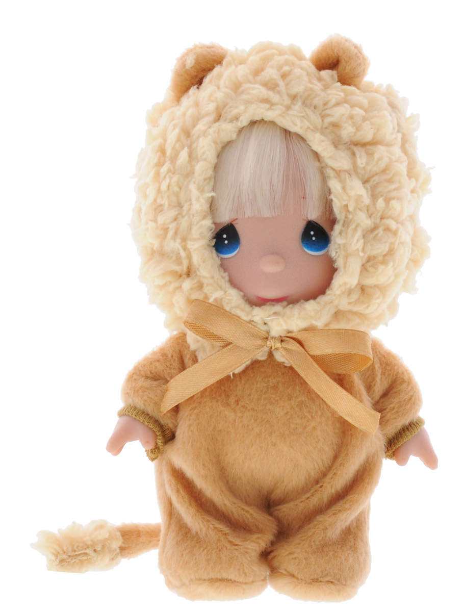 Precious Moments Мини-кукла Львенок5359 Precious Moments Мини-кукла Львенок5359Какие же милые эти куколки Precious Moments. Создатель этих очаровательных крошек настоящая волшебница - Линда Рик - оживила свои творения, каждая кукла обрела свой милый и неповторимый образ. Эти крошки могут сопровождать вас в чудесных странствиях и сделать каждый момент вашей жизни незабываемым! Милая мини-кукла Львенок одета в теплый костюм льва. У куколки светлые волосы и большие синие глазки. Ваша малышка с удовольствием будет играть с куколкой, придумывая различные истории! Благодаря играм с куклой, ваша малышка сможет развить фантазию и любознательность, овладеть навыками общения и научиться ответственности.