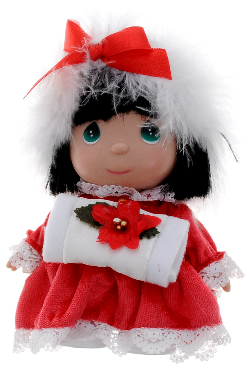 Precious Moments Мини-кукла Декабрь5374 Precious Moments Мини-кукла Декабрь5374Какие же милые эти куколки Precious Moments. Создатель этих очаровательных крошек настоящая волшебница - Линда Рик - оживила свои творения, каждая кукла обрела свой милый и неповторимый образ. Эти крошки могут сопровождать вас в чудесных странствиях и сделать каждый момент вашей жизни незабываемым! Мини-кукла Декабрь одета в красное платье. Чтобы не мерзли ручки - у куколки есть белая муфта. Голову девочки украшает белая перьевая повязка. У куклы большие зеленые глаза. Благодаря играм с куклой, ваша малышка сможет развить фантазию и любознательность, овладеть навыками общения и научиться ответственности. Порадуйте свою принцессу таким прекрасным подарком!