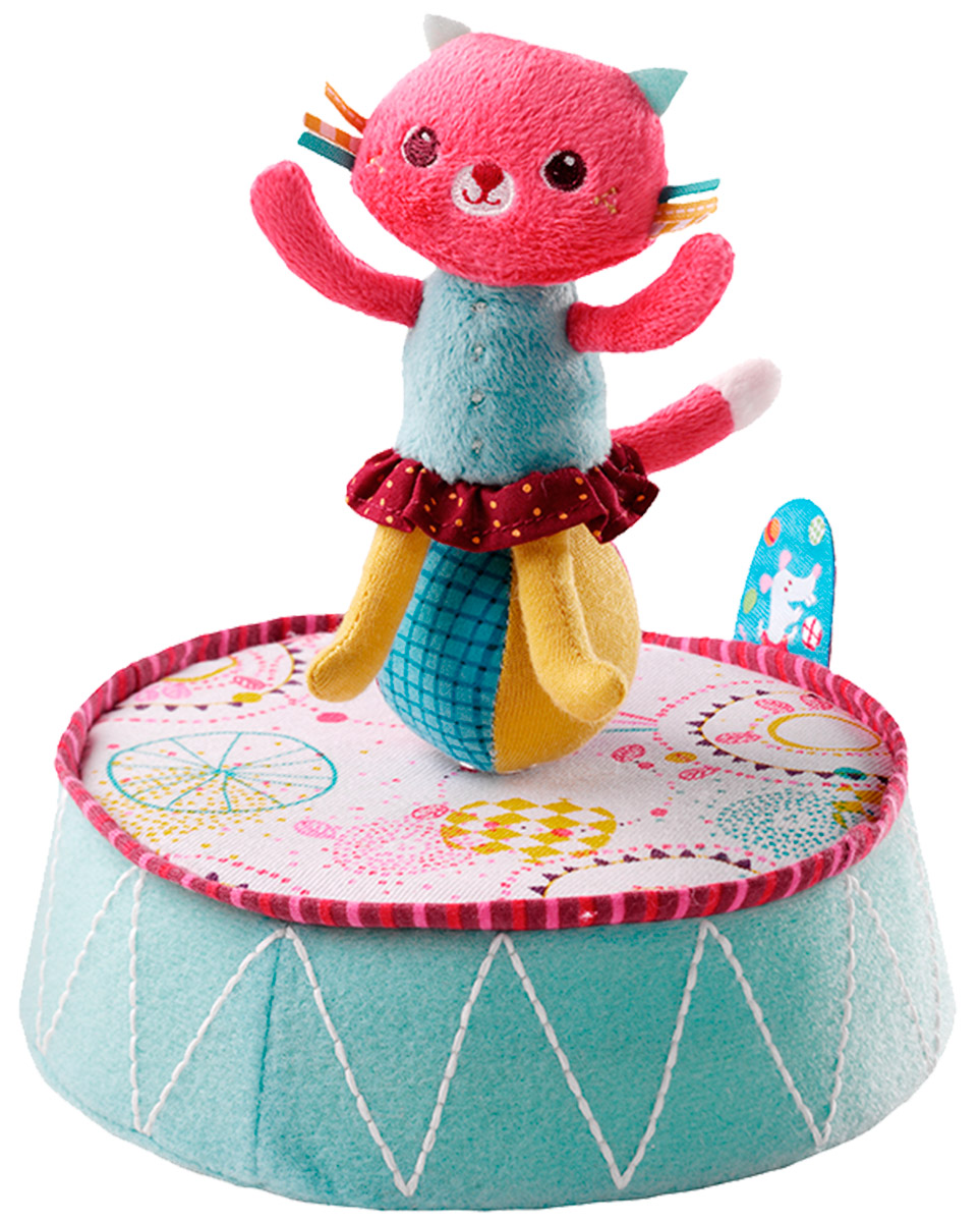 Lilliputiens Игрушка заводная Кошечка Коллет86526 Lilliputiens Игрушка заводная Кошечка Коллет86526Очаровательная кошечка Коллет - это заводная игрушка для самых маленьких. Кошка Коллет готова исполнить прекрасный номер - танец на шаре под красивую мелодию. Для этого просто необходимо повернуть игрушку по часовой стрелке. Благодаря фосфоресцирующим нитям игрушка светится в темноте. Игрушка развивает цветовое восприятие ребенка, мелкую моторику рук и внимание.