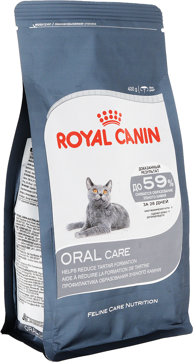 Корм сухой Royal Canin Oral Care, для взрослых кошек, 400 г58409 Корм сухой Royal Canin Oral Care, для взрослых кошек, 400 г58409Сухой корм Royal Canin Oral Care специально создан для профилактики образования зубного камня у взрослых кошек. Зубной камень образуется при массивных отложениях зубного налета, может привести к неприятному запаху из пасти и воспалению десен. Гигиена ротовой полости играет решающую роль в поддержании здоровья вашей кошки. Oral Care - тщательно сбалансированная формула, помогающая снизить интенсивность образования зубного камня и сохранить здоровье ротовой полости животного. Двойное действие продукта. Механическое действие: форма и размеры крокет Oral Care побуждают кошку тщательнее разгрызать корм, при этом механическим путем ежедневно очищая зубы и препятствуя образованию зубного налета. Химическое действие: формула обогащена активными веществами, которые связывают содержащийся в слюне кальций, предупреждая отложения зубного камня. Баланс минеральных веществ продукта поддерживает здоровье мочевыводящих путей взрослой кошки. Состав:...