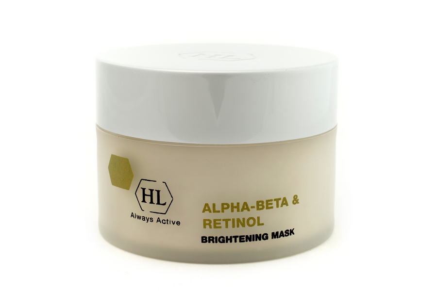 Holy Land Осветляющая маска Alpha-Beta and Retinol Brightening Mask, 50 мл111087 Holy Land Осветляющая маска Alpha-Beta and Retinol Brightening Mask, 50 мл111087Уникальная маска тройного действия для всех типов кожи: лифтинг + сокращение пор + пилинг. Помимо активных компонентов линии содержит лимонный сок, каолин, бисаболол, пантенол.Действие:Хорошо очищает кожу и отшелушивает роговые клетки.Способствует обновлению эпидермиса.Выравнивает поверхность и цвет кожи, осветляет кожу.Сокращает поры. Успокаивает и смягчает кожу. Активные компоненты: Лимонный сок ускоряет процесс отшелушивания клеток рогового слоя и обновления эпи-дермиса, усиливает микроциркуляцию, восстанавливает поврежденную кожу и укрепляет стенки капилляров. Регулирует рН кожи, оказывает антиоксидантное, антисептическое и противовоспалительное действие. Контролирует выделение себума, стягивает поры, отбеливает кожу. Замедляет старение, разглаживает поверхностные морщины, повышает тонус кожи, улучшает цвет лица.Каолин обладает отшелушивающим и сокращающим действием, абсорбирует загрязнения и излишки кожного жира, стягивает поры, уменьшает раздражение.Пантенол (провитамин В5)...