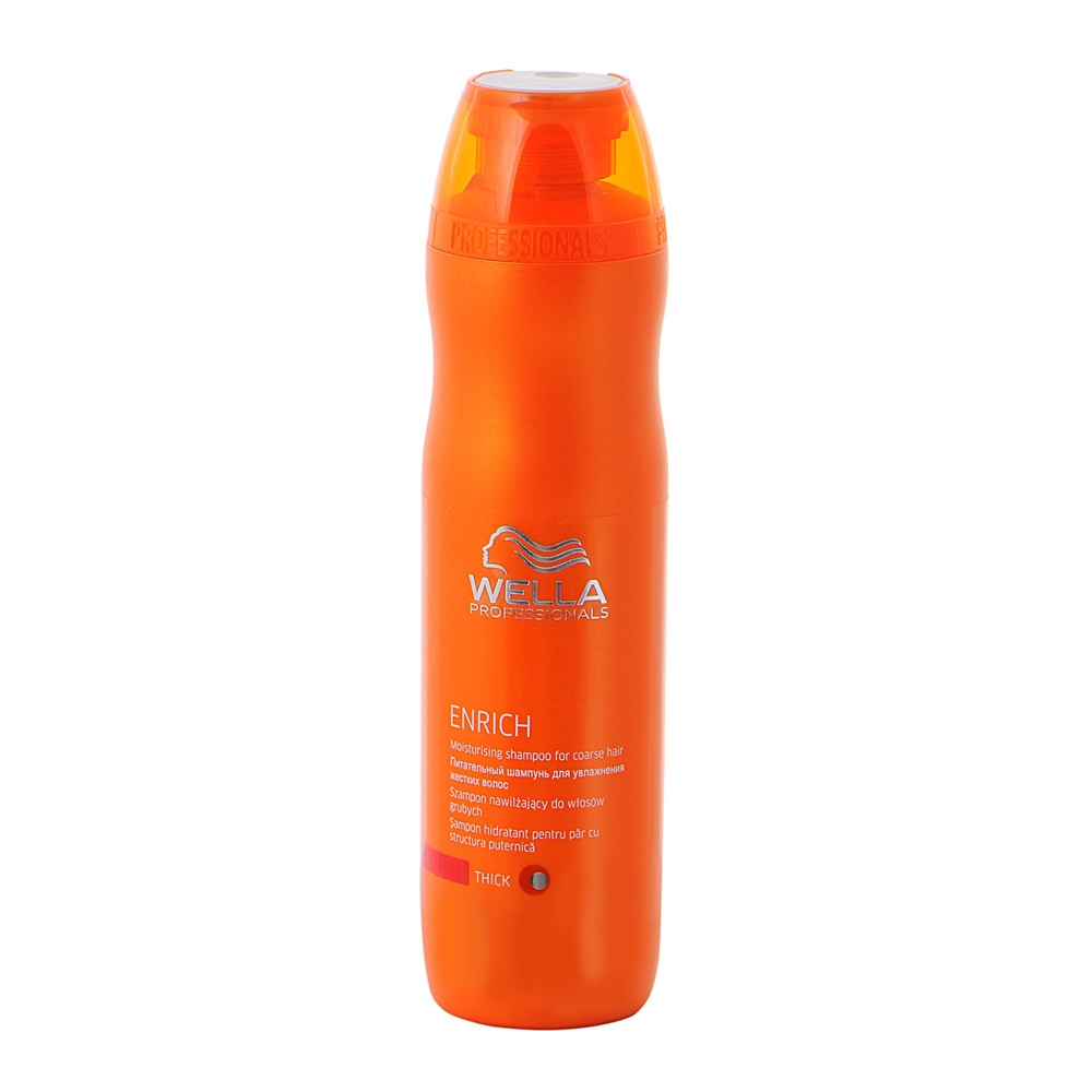 Wella Питательный шампунь Enrich Line для увлажнения жестких волос, 250 мл116392 Wella Питательный шампунь Enrich Line для увлажнения жестких волос, 250 мл116392Для увлажнения жестких волос отлично подходит питательный шампунь от Wella. Он, обладая превосходными очищающими свойствами, интенсивно увлажняет волосы, питает их. Средство наполняет волосы силой, делает их здоровыми, упругими. Благодаря использованию этого шампуня, волосы насыщаются питательными элементами, витаминами. Кроме того, препарат обеспечивает вашим локонам надежную защиту от негативного влияния внешней среды. Как результат, даже волосы становятся блестящими и мягкими. В состав средства входят глиоксиловая кислота, эксклюзивная салонная формула, витамин Е, экстракт шелка и пантенол.