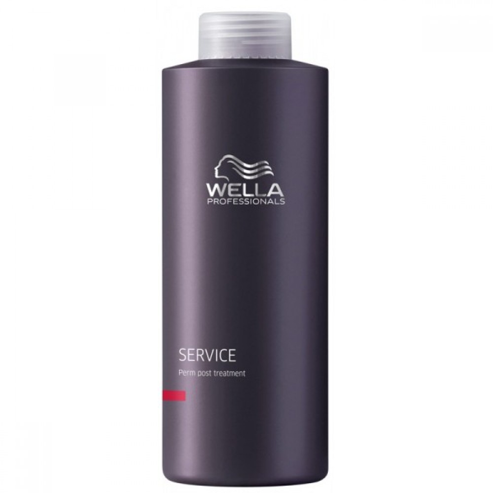 Wella Стабилизатор завивки Service Line, 1000 мл81307754 Wella Стабилизатор завивки Service Line, 1000 мл81307754Wella Service Line Стабилизатор завивки многие стильные прически невозможны без красивых упругих локонов, которые создаются мастерами разными способами, в том числе и с помощью химической завивки. Однако даже в самый щадящий химический состав для завивки входят препараты, которые не лучшим образом влияют на структуру волос. Именно стабилизатор завивки Wella Service Line делает процедуру химической завивки максимально безопасной для красоты и здоровья всех типов волос. Это незаменимое средство для постоянного ежедневного ухода за вашими роскошными завитками. Стабилизатор завивки Wella Service Line благотворно влияет на восстановление естественной структуры волос после завивки. Благодаря сбалансированному составу стабилизатора завивки, обогащенного минералами и витаминами, его регулярное применение это всегда живой блеск, упругость и эластичность завитых волос.