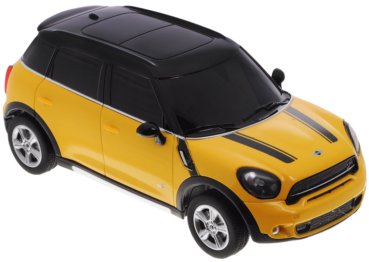 Rastar Радиоуправляемая модель Mini Cooper S Countryman цвет желтый71700_желтый Rastar Радиоуправляемая модель Mini Cooper S Countryman цвет желтый71700_желтыйРадиоуправляемая модель Rastar Mini Cooper S Countryman предназначена для тех, кто любит роскошь и высокие скорости. Маневренная и реалистичная уменьшенная копия реального авто выполнена в точной детализации в масштабе 1:24. Управление машинкой происходит с помощью пульта. Машинка двигается вперед и назад, поворачивает направо, налево и останавливается. Колеса игрушки прорезинены и обеспечивают плавный ход, машинка не портит напольное покрытие. Пульт управления работает на частоте 40 MHz. Радиоуправляемые игрушки способствуют развитию координации движений, моторики и ловкости. Ваш ребенок надолго будет увлечен игрой с моделью, придумывая различные истории и устраивая соревнования. Порадуйте его таким замечательным подарком! Пульт управления работает от 2 батареек напряжением 1,5V типа АА, машина работает от 3 батареек напряжением 1,5V типа АА (не входят в комплект).