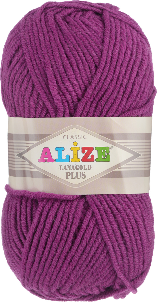 Пряжа для вязания Alize Lana Gold Plus, цвет: фуксия (50), 140 м, 100 г, 5 шт695158_50 Пряжа для вязания Alize Lana Gold Plus, цвет: фуксия (50), 140 м, 100 г, 5 шт695158_50Пряжа Alize Lana Gold Plus - это полюбившаяся всем рукодельницам полушерстяная пряжа, которая прекрасно подойдет для вязания теплых вещей: уютных свитеров и мягких кофт, удобных и стильных платьев и сарафанов, ярких шарфов и шапочек. Сбалансированный состав пряжи Alize Lana Gold Plus позволяет получать мягкие, приятные к телу вещи, хранящие тепло натуральной шерсти и обладающие практичностью акриловой нити. Вязать из полушерстяной теплой пряжи легко и приятно - упругая, плотная нить красиво ложится в любой узор, не слоится и мягко скользит по спицам. Приятная цветовая гамма порадует любителей насыщенных, глубоких оттенков, которые так актуальны зимой. Легкая, мягкая, комфортная. Нить ровная, очень пышная, не линяет и не выгорает, подходит для вязания трикотажных изделий детям и взрослым. Изделия из этой пряжи получаются мягкие, очень легкие, износостойкие. Рекомендуются спицы: 5-7 мм. Комплектация: 5 мотков. Состав: 51% акрил, 49% шерсть.