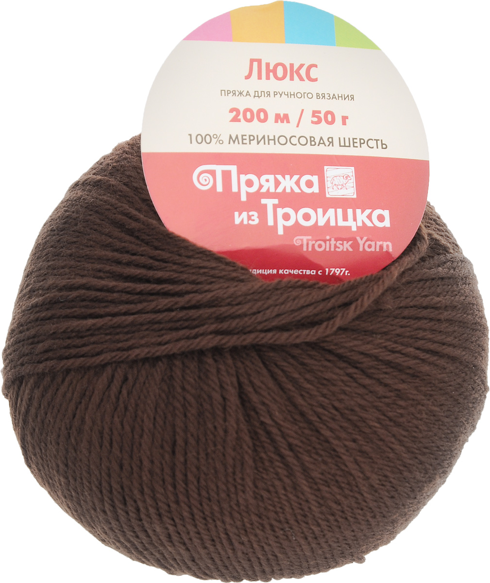 Пряжа для вязания Люкс, цвет: шоколад (0412), 200 м, 50 г, 10 шт366072_0412 Пряжа для вязания Люкс, цвет: шоколад (0412), 200 м, 50 г, 10 шт366072_0412Пряжа для вязания Люкс изготовлена из плотно скрученных нитей мериносовой шерсти. Изделия из этой пряжи не линяют и сохраняют после стирки не только цвет, но и форму. Пряжа идеально подходит для вязания шарфов, шапок, варежек, пуловеров, шалей. С такой пряжей процесс вязания превратится в настоящее удовольствие, а готовое изделие подарит уют и комфорт. Состав: мериносовая шерсть 100%. Рекомендуемые спицы: 2,25 мм.