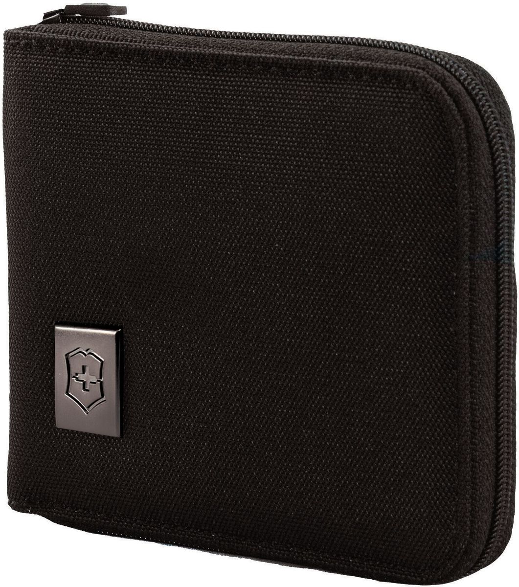 Бумажник Victorinox Tri-Fold Wallet, на молнии, цвет: черный. 3117260131172601 Бумажник Victorinox Tri-Fold Wallet, на молнии, цвет: черный. 3117260131172601Оригинальный швейцарский армейский нож «Swiss Army» был создан в 1897 году в небольшой деревушке Ибах в Швейцарии.С тех пор продукция,выпускаемая под маркой «Victorinox» с ее узнаваемым логотипом в виде креста на щите,по праву считается эталоном отличного качества,высокой функциональности,инновационных технологий и культового дизайна.Наша преданность принципам в течение последних 130 лет позволила нам создавать продукты,которые являются выдающимися не только по дизайну и качеству,но которые также являются надежными спутниками в больших и маленьких жизненных приключениях. Сегодня мы с гордостью представляем линейку сумок,чемоданов и дорожных аксессуаров,которые наилучшим образом воплощают в себе данные принципы,а также сочетают в себе черты нашего лучшего классического стиля. Коллекция Lifestyle Accessories 4.0 включает в себя широкий ассортимент решений для путешествий и повседневной жизни.Независимо от пункта назначения данные высоко-практичные аксессуары станут...