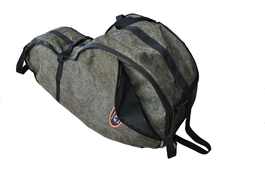 Сумка для лодочного мотора AG-brand 4 т, 6 л.с., цвет: черныйAG-Uni-OM-N4T6-4T/6hp-600 Сумка для лодочного мотора AG-brand 4 т, 6 л.с., цвет: черныйAG-Uni-OM-N4T6-4T/6hp-600Переноска и хранение лодочного мотора. Сумка изготовлена из ткани плотностью 600den с влагоотталкивающей пропиткой. С внутренней стороны сумка выполнена из ткани с пвх покрытием и имеет антиударные вставки толщиной 8мм из вспененного наполнителя. Сумка на прочной двухзамковой молнии и имеет карман для документации и мелких деталей. Есть ручки для переноски мотора в руках и на плече. Также на сумке предусмотренныдополнительные ручки и мотор могут нести одновременно два человека.
