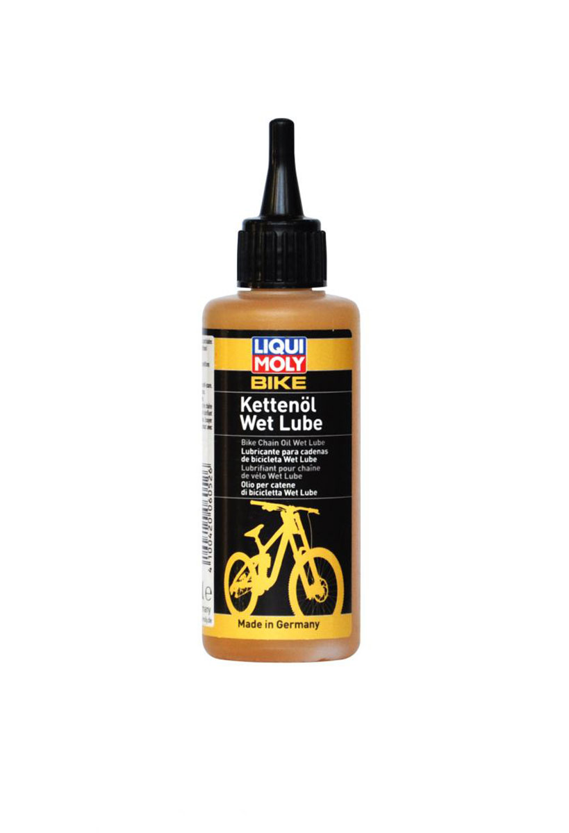 Смазка для цепи велосипеда Liqui Moly Bike Kettenoil Wet Lube, 100 мл6052 Смазка для цепи велосипеда Liqui Moly Bike Kettenoil Wet Lube, 100 мл6052Liqui Moly Bike Kettenoil Wet Lube предназначена специально для смазки и ухода за велосипедными цепями в условиях влаги, снега и грязи. Вытесняет влагу, отталкивает воду, обеспечивает особую плавность хода. Защищает все металлические части приводной цепи от коррозии. Изготовлена на растительной основе, экологически безопасна. Особенности: Специально для влажных и мокрых условий. Защищает от коррозии. Высокая водоотталкиваемость. Высокая защита от износа. Предотвращает рывки в движении. Нейтральна к пластмассам, лакам и металлам. Высокая адгезия. Биологически разлагаема. База: растительные масла/специальные присадки. Товар сертифицирован.