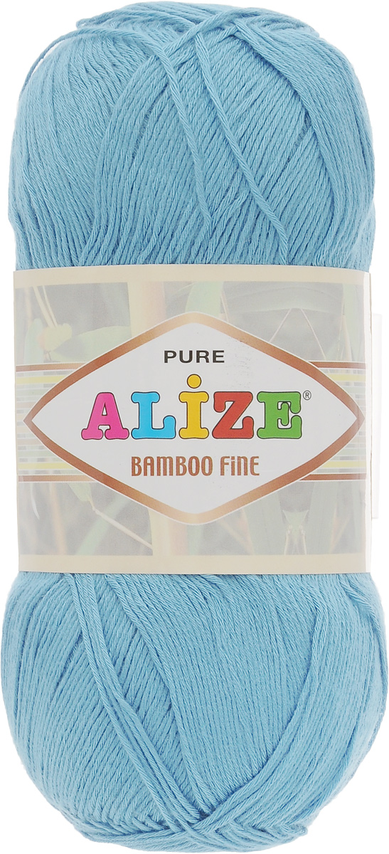 Пряжа для вязания Alize Bamboo Fine, цвет: светло-голубой (481), 440 м, 100 г, 5 шт688988_481 Пряжа для вязания Alize Bamboo Fine, цвет: светло-голубой (481), 440 м, 100 г, 5 шт688988_481Легкая пряжа Alize Bamboo Fine подходит для ручного вязания детских и взрослых вещей. Приятная на ощупь, обладающая высокой гигроскопичностью. Пряжа Alize Bamboo Fine из бамбука подойдет для самых разных вязаных изделий: сарафанов, туник, платьев, легких костюмов, кофт, шалей и накидок. Ее с одинаковым успехом можно использовать и для спиц, и для вязания крючком. В палитре большой выбор ярких цветов и пастельных мягких оттенков. Не стоит с предубеждением относиться к искусственной пряже, ведь она обладает целым рядом преимуществ. За изделиями из пряжи Alize Bamboo Fine проще ухаживать, они не подвержены скатыванию, не вызывают аллергии, не собирают пыль, не линяют и не оставляют ворсинок на другой одежде. Рекомендованный размер спиц: № 2,5-3,5 мм, Рекомендованный размер крючка: № 1-3 мм. Состав: 100% бамбук.