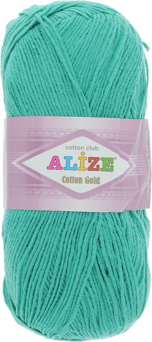 Пряжа для вязания Alize Cotton Gold, цвет: изумруд (610), 330 м, 100 г, 5 шт697548_610 Пряжа для вязания Alize Cotton Gold, цвет: изумруд (610), 330 м, 100 г, 5 шт697548_610Пряжа для вязания Alize Cotton Gold - это классическая демисезонная пряжа из хлопка с акрилом. Данная пряжа отлично подойдет для изделий осень-весна. Также подходит для вязания летних вещей взрослым и детям. Мягкая и бархатистая на ощупь. Полотно получается пластичным, мягким, все переплетения ровные. Состав: 55% хлопок, 45% акрил. Рекомендуемый размер спиц: № 3,5 - 5. Рекомендуемый размер крючка: № 2 - 4.