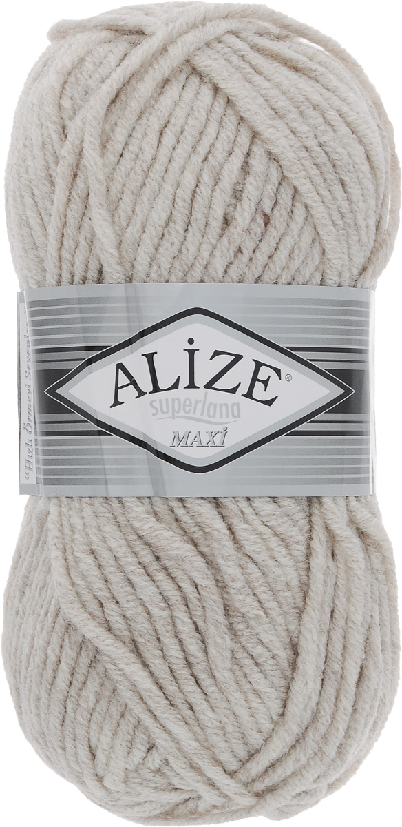 Пряжа для вязания Alize Superlana Maxi, цвет: бежевый (152), 100 м, 100 г, 5 шт364131_152 Пряжа для вязания Alize Superlana Maxi, цвет: бежевый (152), 100 м, 100 г, 5 шт364131_152Пряжа Alize Superlana Maxi обладает плотной скруткой (немного напоминает шнурок), при этом нить мягкая, чуть упругая. Благодаря составу и скрутке петли отлично ложатся одна к другой, вязаное полотно получается ровное и однородное. Пряжа с умеренным, недлинным ворсом, отлично ложится в узор и держит его. Мягкая, очень комфортная как для работы, так и для носки. В качестве моделей для вязки можно рекомендовать плотные вещи: пальто, осенние длинные кардиганы, пончо, болеро, мужские свитера. Рассчитана на любой уровень мастерства, но особенно понравится начинающим мастерицам - благодаря толстой нити пряжа Alize Superlana Maxi позволяет быстро связать простую вещь. Структура и состав пряжи максимально комфортны для вязания. Рекомендуемый размер спиц: № 8-10 мм. Состав: 75% акрил, 25% шерсть.