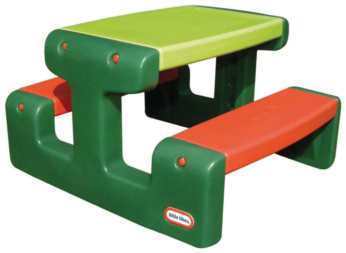 Little Tikes Стол для пикника цвет зеленый красный479A Little Tikes Стол для пикника цвет зеленый красный479AБольшой стол для пикника с лавочками Little Tikes выполнен из высококачественного пластика. Две скамеечки расположены друг напротив друга, с обеих сторон стола. Конструкция прочно соединена, что оберегает от случайных падений скамеек и столешницы. Всего за столом может поместиться 4 малыша. Столик легко собирать, разбирать, хранить и чистить. Выполнен в ярких тонах - такой столик будет отлично смотреться на любой лужайке! У изделия отсутствуют острые углы, что делает его безопасным для маленьких детишек.