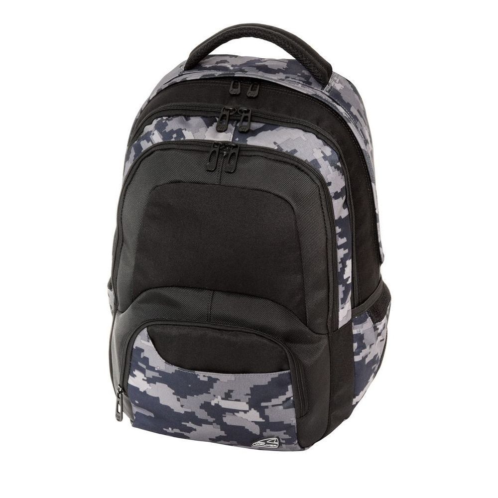 Walker Ранец школьный Switch Camo42135/75 Walker Ранец школьный Switch Camo42135/75Ранец Walker Fun City of Romance - это необходимый аксессуар для любого школьника. Рюкзак имеет два отделения, закрывающиеся на застежки-молнии. Внутри одного отделения располагается разделитель для бумаг формата А4 с хлястиком на липучке. На лицевой стороне расположен небольшой накладной карман на молнии, внутри которого находятся четыре накладных открытых кармашка и карман-сетка на молнии. Также спереди расположен дополнительный вместительный карман на застежке-молнии. По бокам рюкзак дополнен двумя накладными карманами. Эргономическая спинка с мягкими, регулируемыми по высоте наплечными ремнями и нагрудный ремень обеспечивают максимальный комфорт. Ортопедические воздухопроницаемые мягкие вставки на спинке помогут формированию правильной осанки. Лямки дополнены светоотражающими вставками. Рюкзак оформлен камуфляжным принтом. Сверху расположена удобная ручка для переноски.