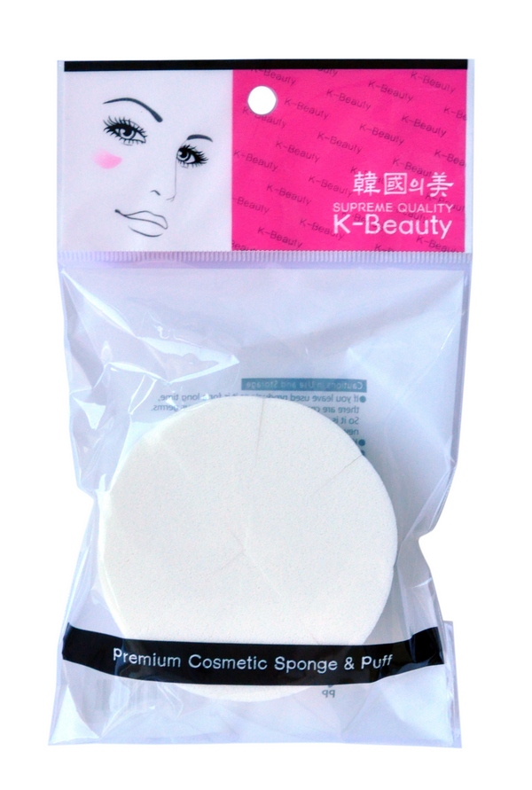 K-Beauty Спонж косметический Круг, 8 шт300034 K-Beauty Спонж косметический Круг, 8 шт300034Косметический спонж предназначен для нанесения тональных средств (корректора, тонального крема, румян, пудры и т.д.), а также коррекции макияжа. Спонж позволяет равномерно распределить не только сухие, но и кремовые текстуры, а его удобная треугольная форма подходит для обработки таких труднодоступных зон, как область вокруг глаз и носогубные складки. Упаковка состоит из 8 отрывных сегментов. Мягкий и нежный спонж не травмирует, подходит даже для чувствительной кожи.