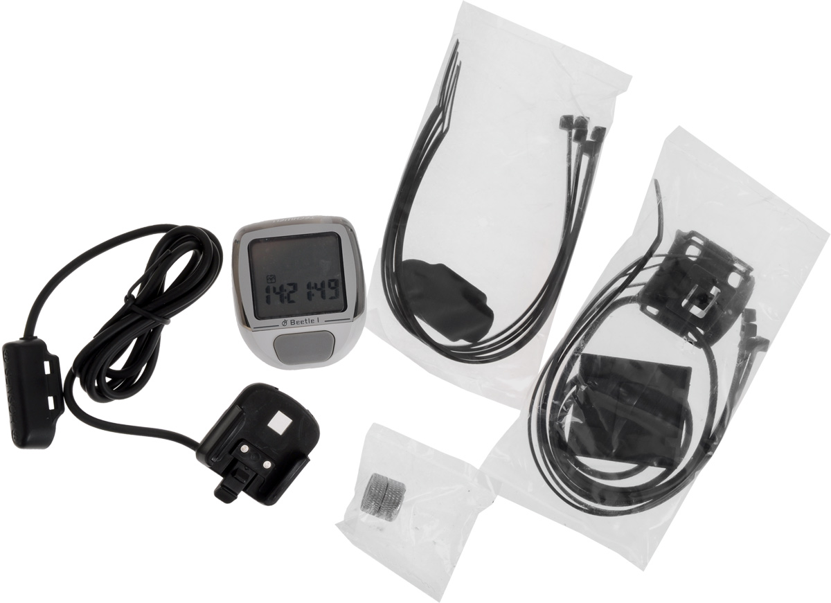 Велокомпьютер Echowell Beetle-1, проводной, 5 функций, цвет: серыйBeetle 1 Велокомпьютер Echowell Beetle-1, проводной, 5 функций, цвет: серыйBeetle 1Проводной велокомпьютер Echowell Beetle-1 с пятью функциями в стильном корпусе предназначен для использования при занятиях велоспортом, велотуризмом и просто катании на велосипеде. Это удобный и простой в использовании электронный прибор, предоставляющий велосипедисту всю необходимую информацию о поездке. Имеет отличную водо- и пылезащиту. Велокомпьютер состоит из двух частей соединенных проводом - дисплея, внешне похожего на электронные часы и датчика скорости. Дисплей крепится на руле с возможностью мгновенно отсоединить его, когда нет желания оставлять на велосипеде без присмотра или под дождем. Магнитный датчик скорости (геркон) крепится рядом с колесом. Велокомпьютер определяет скорость движения с точностью до десятых долей, дистанцию - с точностью до 10 метров. На дисплее функции поочередно сменяют друг друга. Все операции и настройки выполняются одной кнопкой. Функции: текущая скорость, средняя скорость, время, дистанция,...
