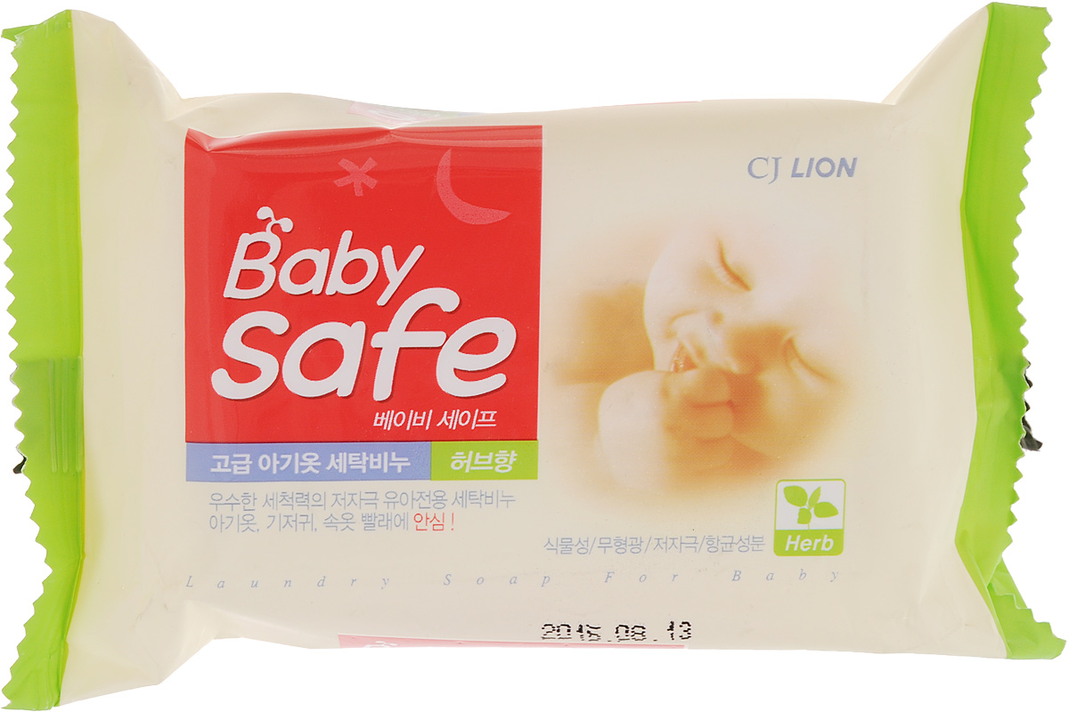 Мыло для стирки детских вещей Cj Lion Baby Safe, с ароматом трав, 190 г113942 Мыло для стирки детских вещей Cj Lion Baby Safe, с ароматом трав, 190 г113942Мыло для стирки детских вещей Cj Lion Baby Safe эффективно удаляет загрязнения, нейтрализует запахи, легко справляется с загрязнениями и хорошо выполаскивается. Мыло отлично отстирывает, не раздражает детскую кожу, смывает бактерии и микробы. Теперь вы можете быть спокойны за стирку детских вещей и белья. Состав: слабощелочная мыльная основа (98%), антибактериальный компонент. Товар сертифицирован.