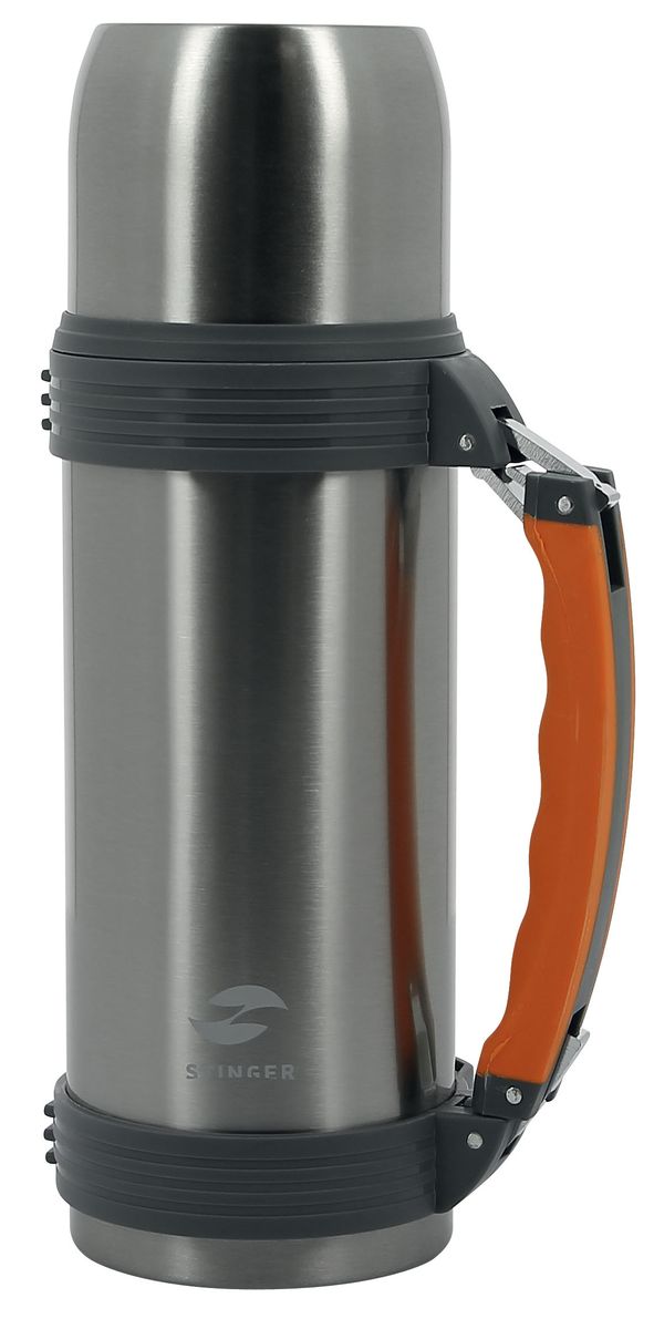 Термос Stinger,1 л, широкий с ручкой. HY-TP205-4HY-TP205-4 Термос Stinger,1 л, широкий с ручкой. HY-TP205-4HY-TP205-4Термос STINGER HY-TP205-4 предназначен для хранения напитков и поддержания их температуры на протяжении длительного периода времени (более 24 часов). Изготавливается термос из высококачественной пищевой стали 201, использование которой не может нанести ущерб здоровью человека. STINGER HY-TP205-4 выполнен в серебристом цвете с яркой оранжевой ручкой. Его классический дизайн и глянцевая поверхность, без сомнения, понравится каждому. В комплектацию термоса входит съемный ремешок, его использование значительно облегчает процесс транспортировки. Максимальный объем жидкости для хранения составляет 1 л, за счет этого термос имеет компактные размеры. STINGER HY-TP205-4 оснащен пластиковой пробкой с силиконовой прослойкой и кнопочным механизмом. Термос может использоваться во время длительных поездок за город, на прогулке или работе. Он сэкономит время на приготовление горячих напитков, которые будут всегда под рукой в нужный момент. нержавеющая сталь